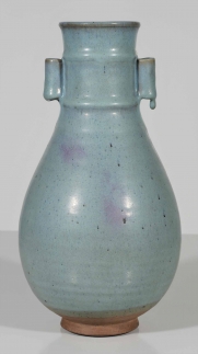 Large Hu-Form Vase 
