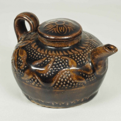 Lidded Ewer with Floral and Dotted Design