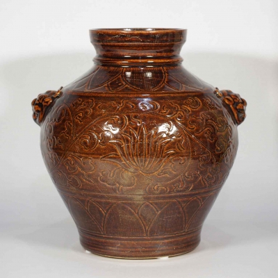 Lion-Head Handled Jar with Carved Peony Design 
